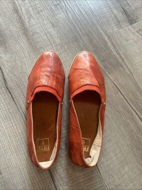 Frye Melissa Leather Slip-On Flats in Burnt Orange